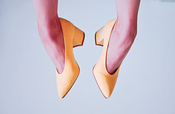 welke kleur schoenen past overal bij?